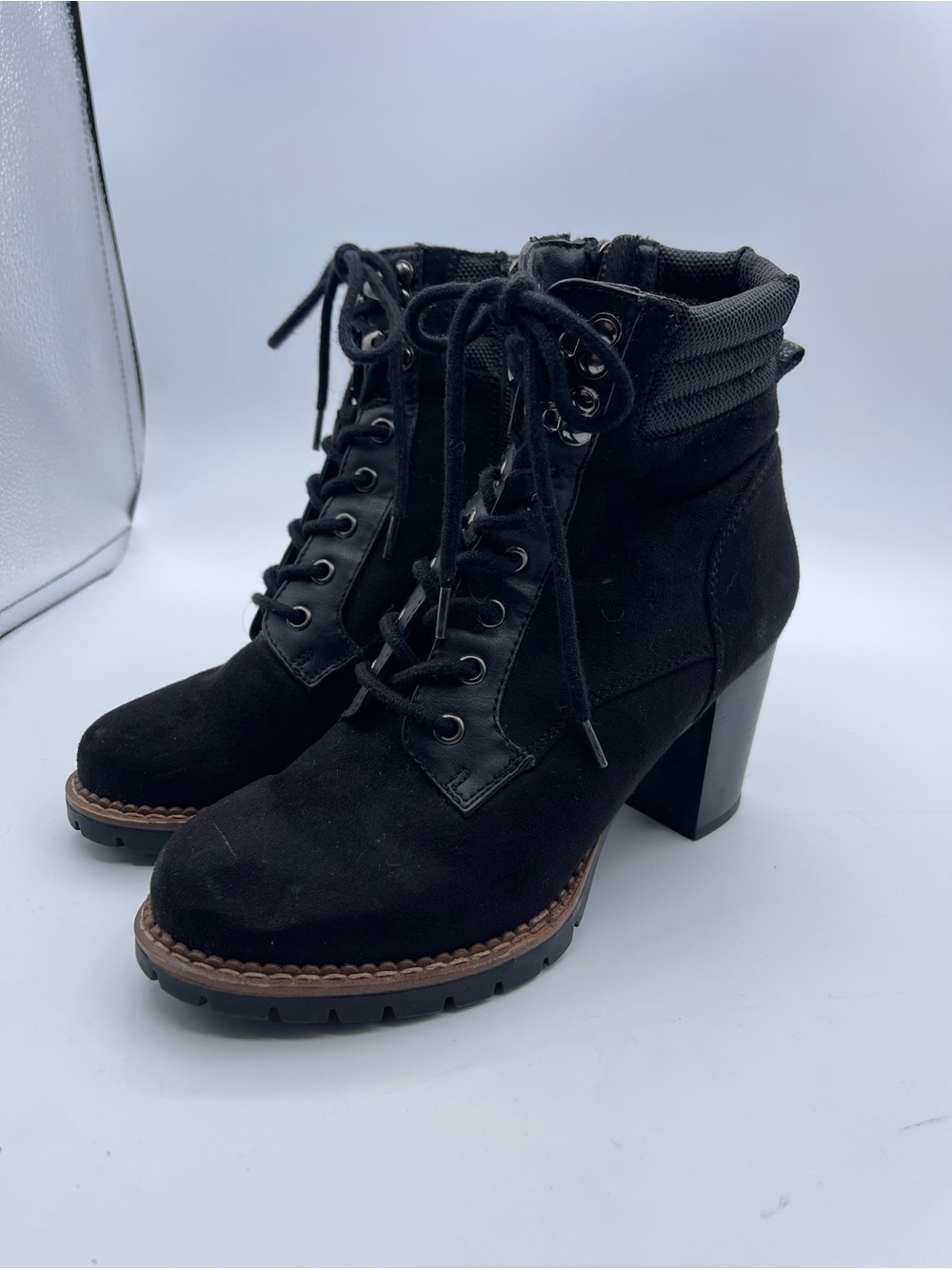 Sophie17 women’s black lace up combat boots cute size 7 heeled ankle